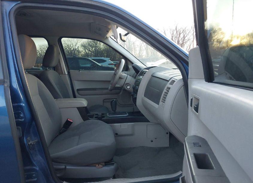 Photo 5 of 2008 Ford Escape XLS/XLS MANUAL (VIN 1FMCU02ZX8KC14759)