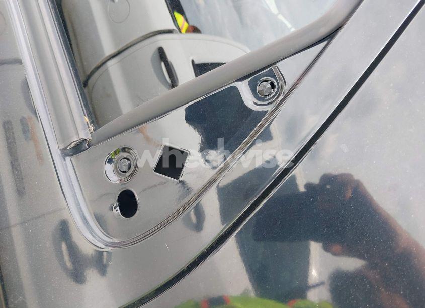 Photo 15 of 2002 Ford Escape XLT (VIN 1FMCU03102KC59998)