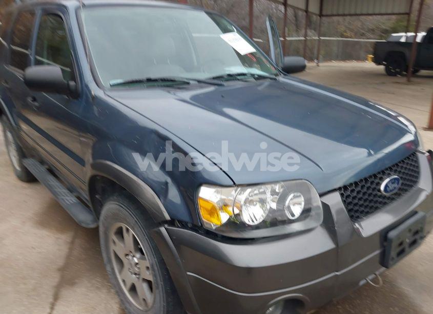 Photo 12 of 2005 Ford Escape XLT (VIN 1FMCU03105KA23842)