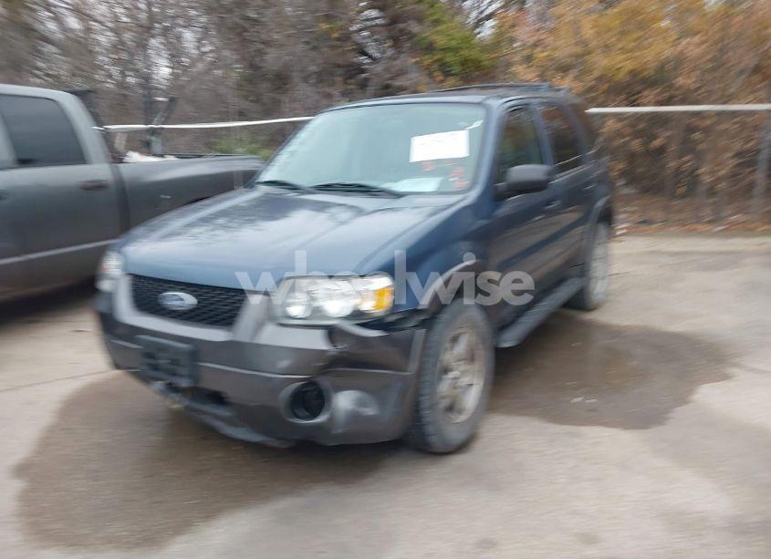 Photo 2 of 2005 Ford Escape XLT (VIN 1FMCU03105KA23842)