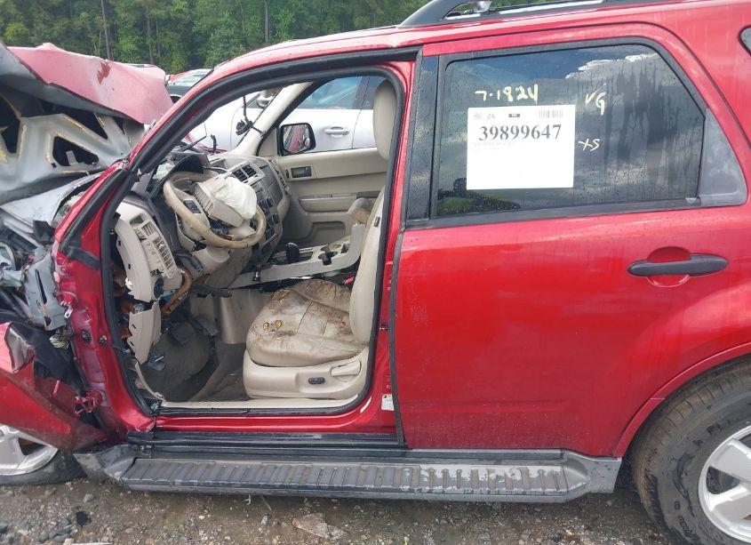 Photo 14 of 2008 Ford Escape XLT (VIN 1FMCU03108KA59907)