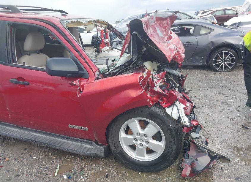 Photo 18 of 2008 Ford Escape XLT (VIN 1FMCU03108KA59907)