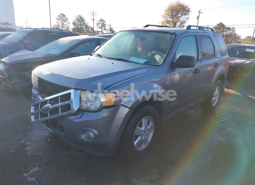Photo 2 of 2008 Ford Escape XLT (VIN 1FMCU03108KA83382)