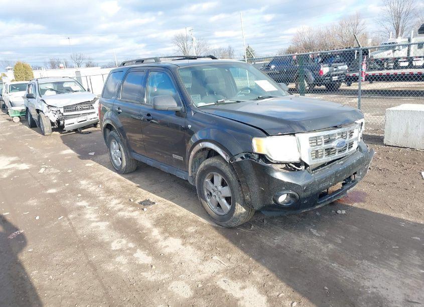 2008 Ford Escape XLT (VIN 1FMCU03108KD55221) main photo