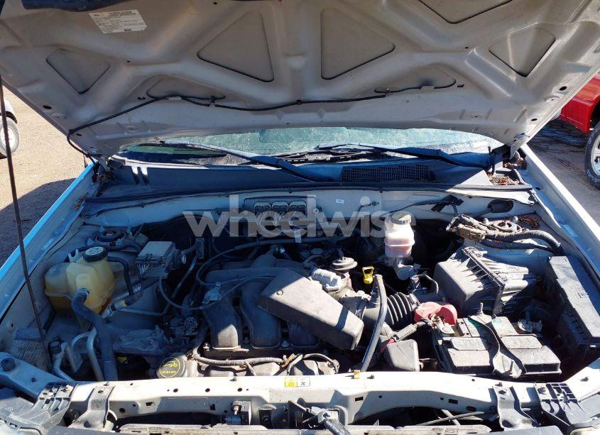 Photo 10 of 2008 Ford Escape XLT (VIN 1FMCU03108KE65802)