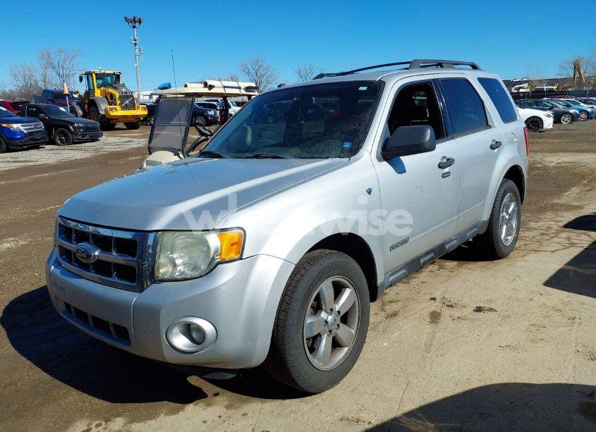 Photo 2 of 2008 Ford Escape XLT (VIN 1FMCU03108KE65802)