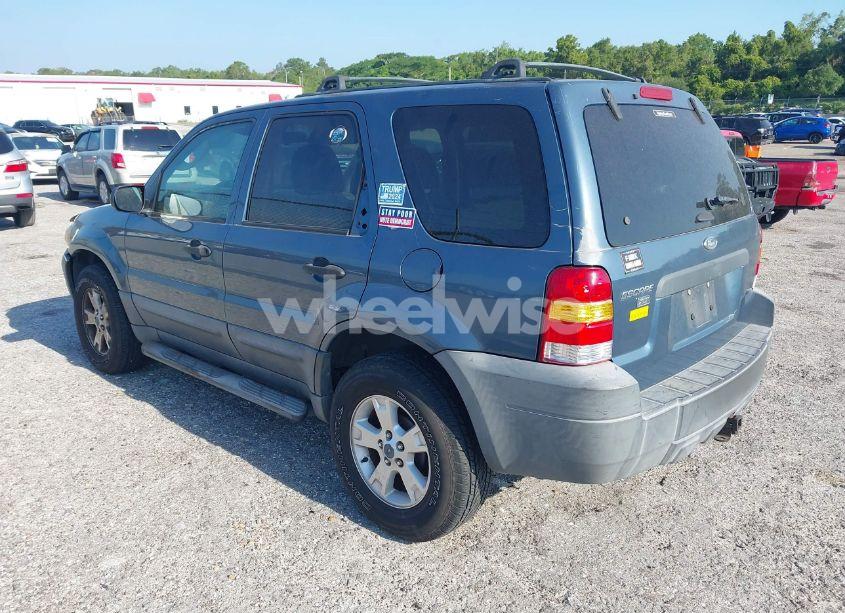 Photo 3 of 2005 Ford Escape XLT (VIN 1FMCU03115DA03586)