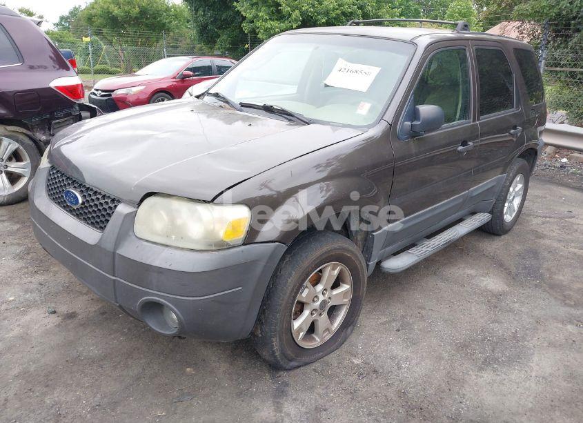 Photo 2 of 2006 Ford Escape XLT/XLT SPORT (VIN 1FMCU03116KB98490)