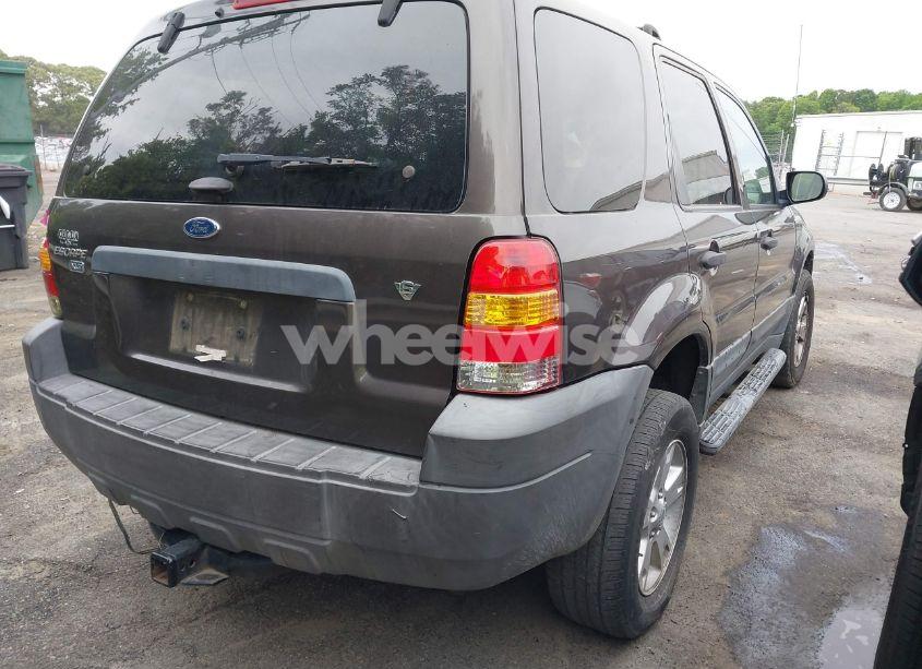 Photo 4 of 2006 Ford Escape XLT/XLT SPORT (VIN 1FMCU03116KB98490)