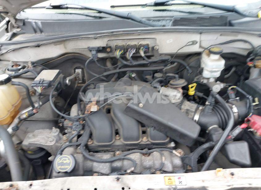 Photo 10 of 2008 Ford Escape XLT (VIN 1FMCU03118KB00402)