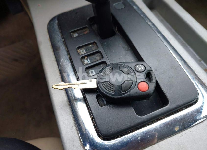 Photo 11 of 2008 Ford Escape XLT (VIN 1FMCU03118KB00402)