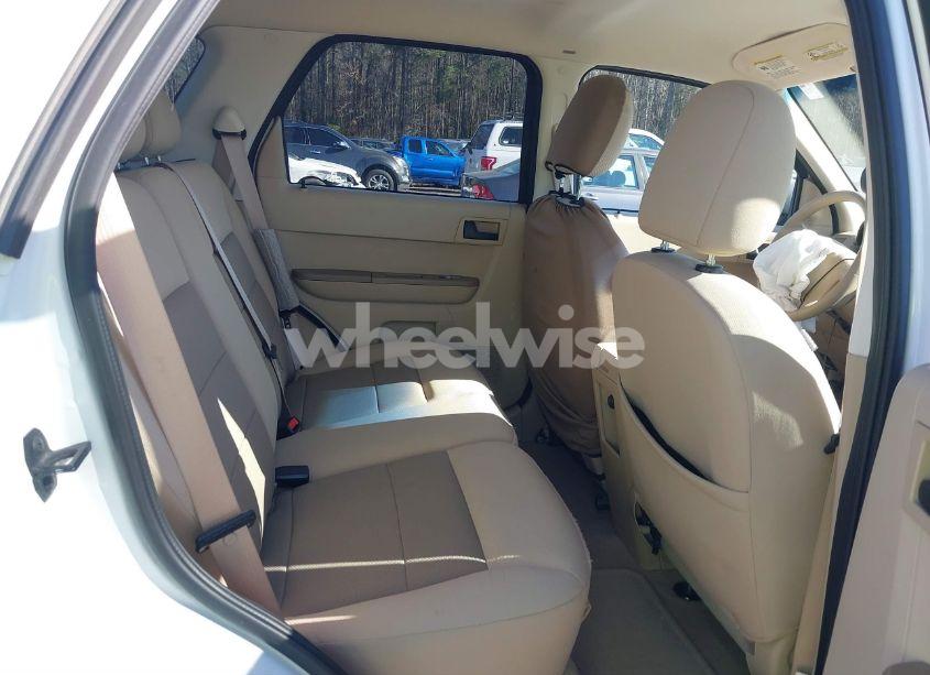 Photo 8 of 2008 Ford Escape XLT (VIN 1FMCU03118KB46165)