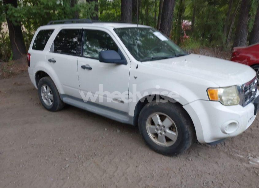 2008 Ford Escape XLT (VIN 1FMCU03118KB61510) main photo