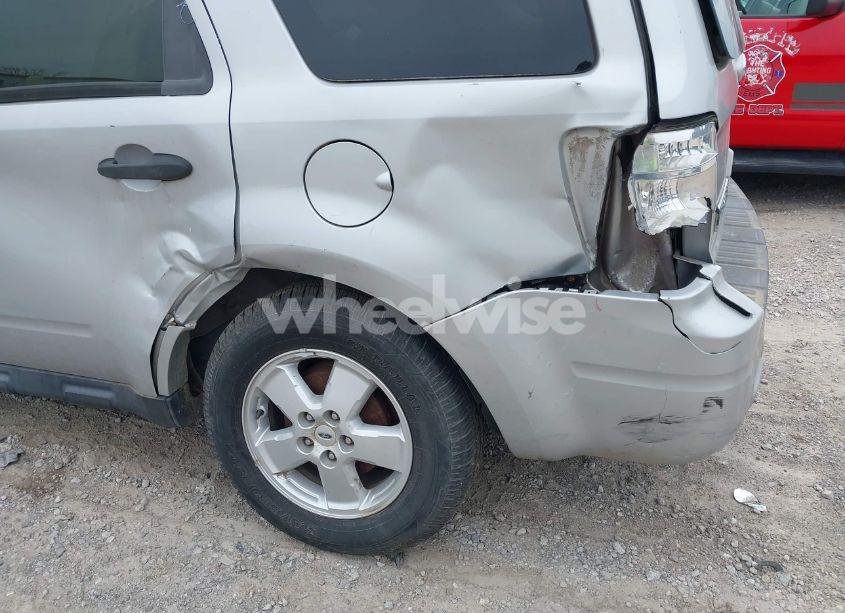 Photo 12 of 2008 Ford Escape XLT (VIN 1FMCU03118KD39884)