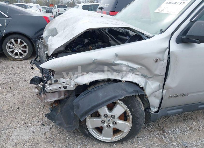 Photo 13 of 2008 Ford Escape XLT (VIN 1FMCU03118KD39884)