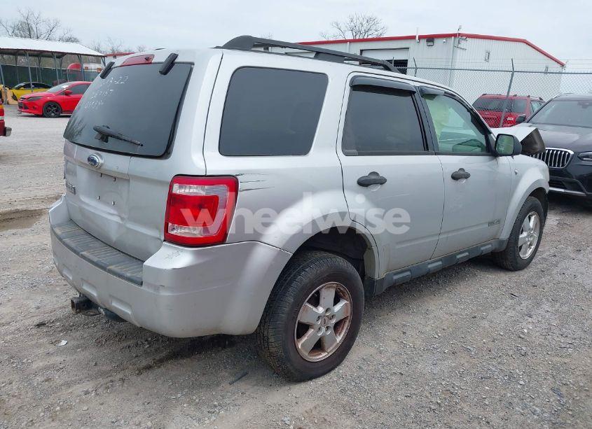 Photo 4 of 2008 Ford Escape XLT (VIN 1FMCU03118KD39884)