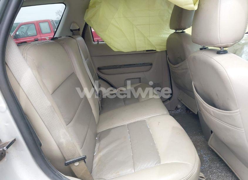 Photo 8 of 2008 Ford Escape XLT (VIN 1FMCU03118KD39884)