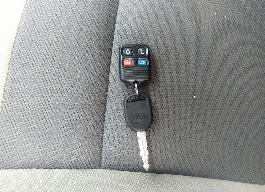 Photo 11 of 2008 Ford Escape XLT (VIN 1FMCU03118KE61256)