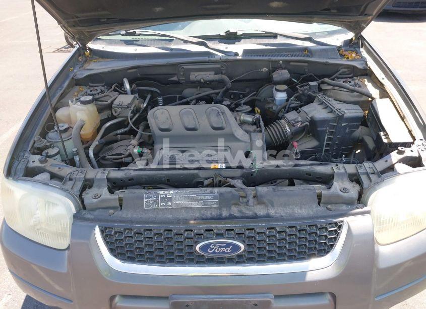 Photo 10 of 2003 Ford Escape XLT (VIN 1FMCU03123KD46447)