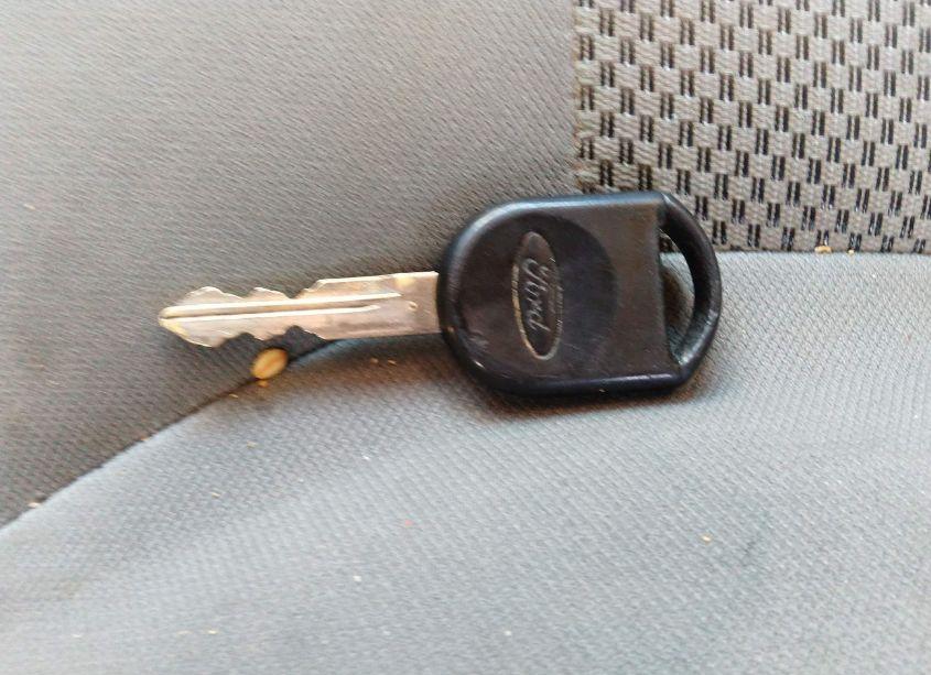 Photo 11 of 2005 Ford Escape XLT (VIN 1FMCU03125KB62516)