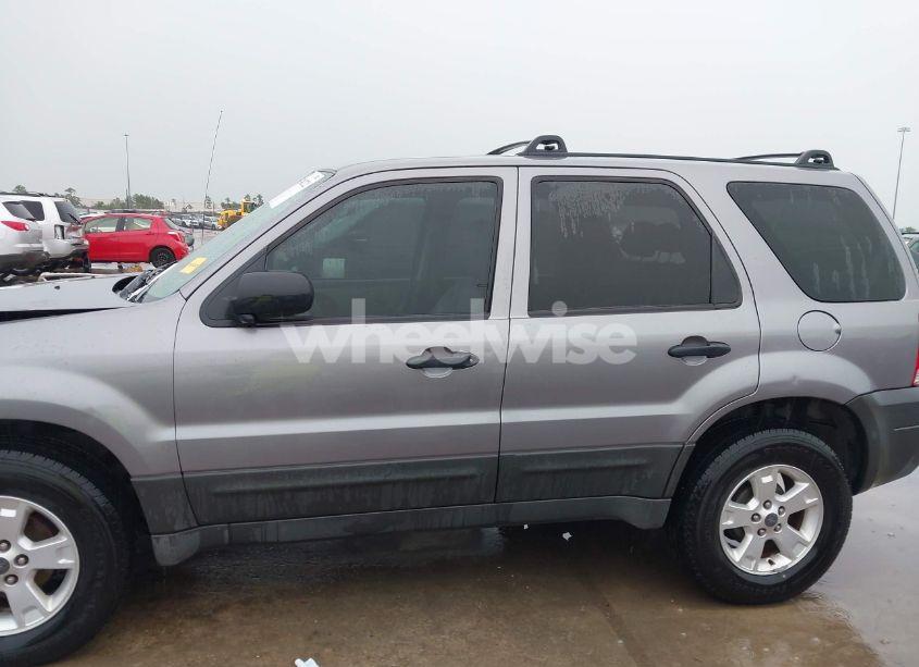 Photo 14 of 2007 Ford Escape XLT/XLT SPORT (VIN 1FMCU03127KA07144)