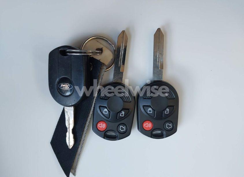 Photo 11 of 2008 Ford Escape XLT (VIN 1FMCU03128KE45552)