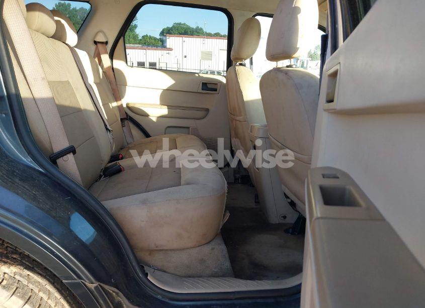 Photo 8 of 2008 Ford Escape XLT (VIN 1FMCU03128KE45552)