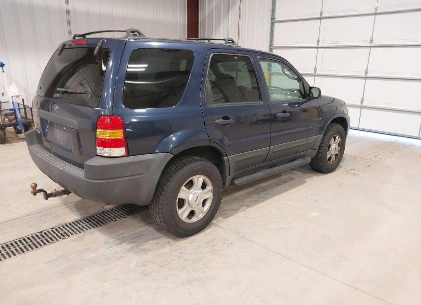 Photo 4 of 2003 Ford Escape XLT (VIN 1FMCU03133KA40356)