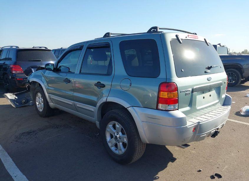 Photo 3 of 2007 Ford Escape XLT/XLT SPORT (VIN 1FMCU03137KA53064)