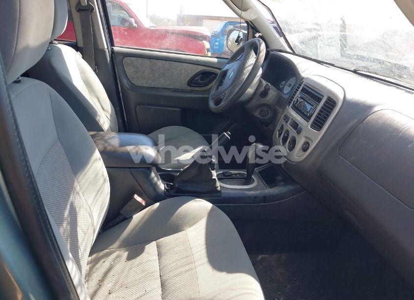 Photo 5 of 2007 Ford Escape XLT/XLT SPORT (VIN 1FMCU03137KB28362)