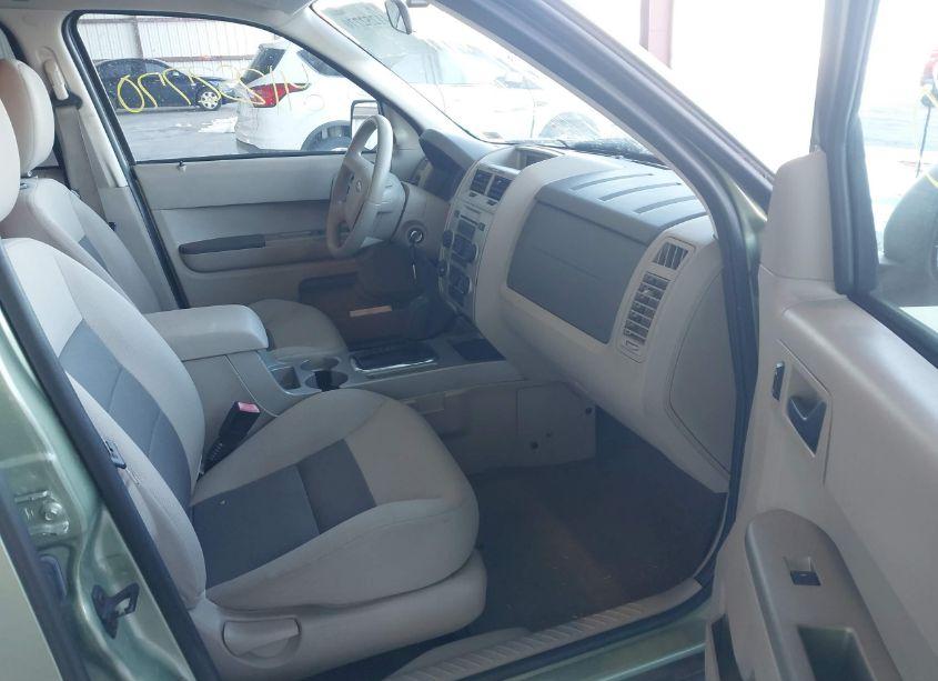 Photo 5 of 2008 Ford Escape XLT (VIN 1FMCU03138KA08997)