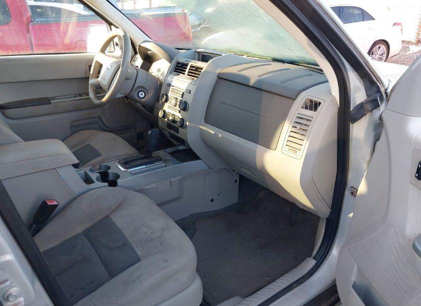 Photo 5 of 2008 Ford Escape XLT (VIN 1FMCU03138KB58897)