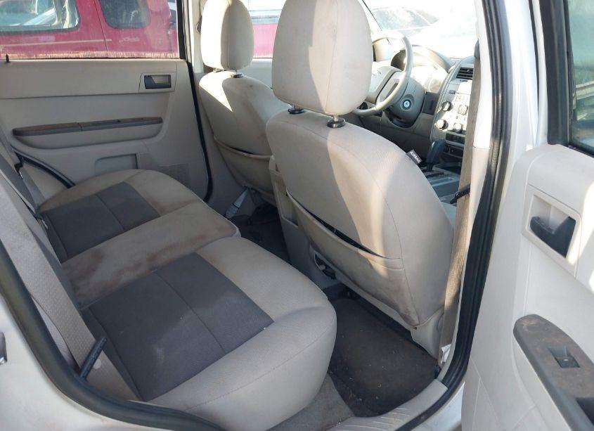 Photo 8 of 2008 Ford Escape XLT (VIN 1FMCU03138KB58897)