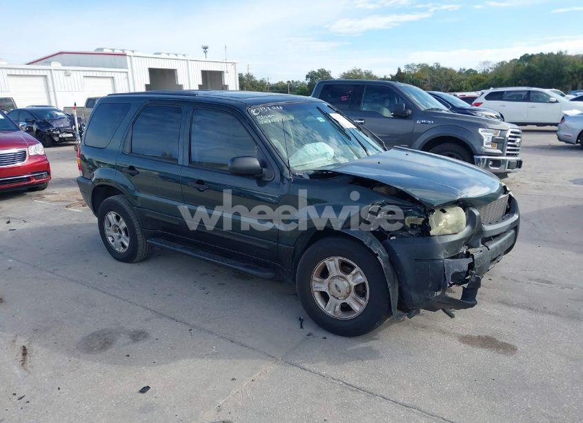 2004 Ford Escape XLT (VIN 1FMCU03144KA73013) main photo