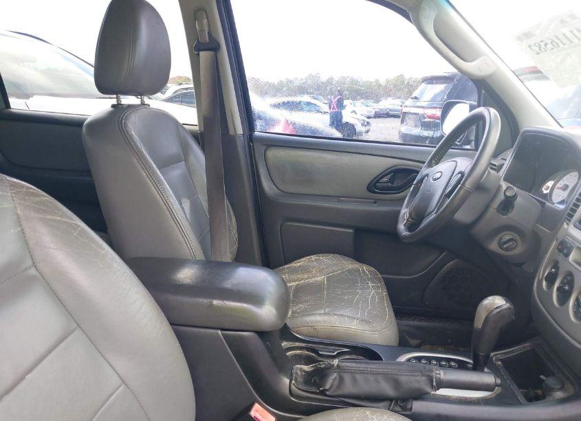 Photo 5 of 2006 Ford Escape XLT/XLT SPORT (VIN 1FMCU03146KC93688)
