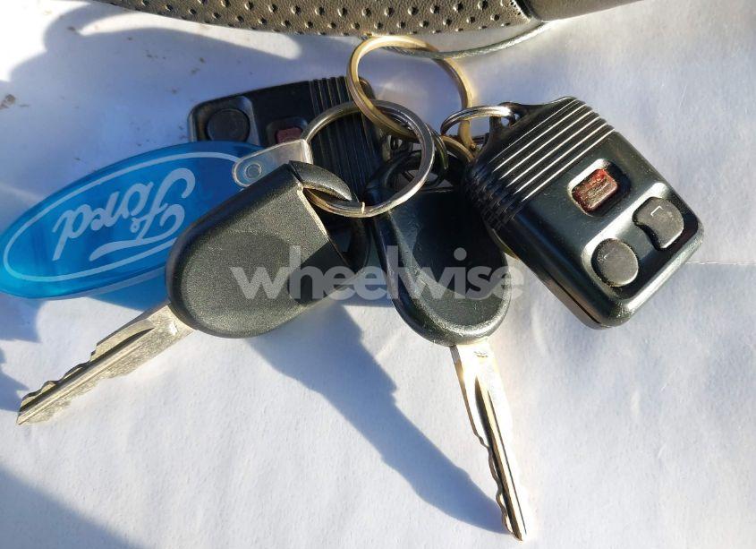 Photo 11 of 2007 Ford Escape XLT/XLT SPORT (VIN 1FMCU03147KA15617)