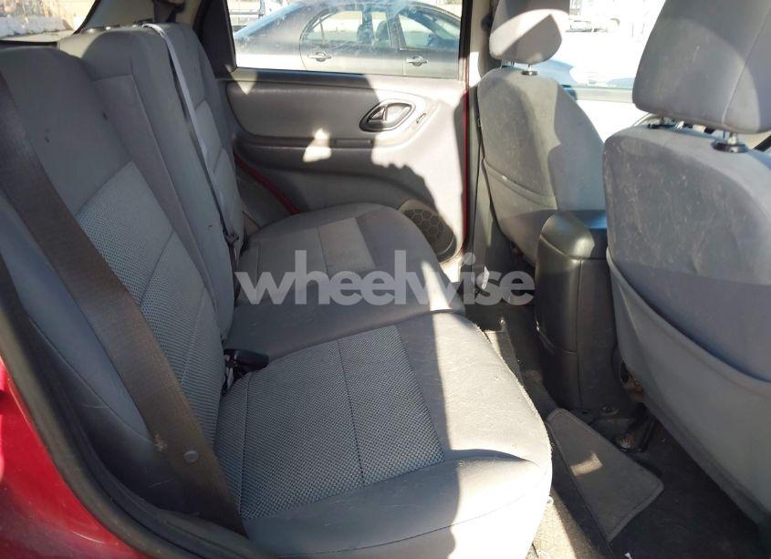 Photo 8 of 2007 Ford Escape XLT/XLT SPORT (VIN 1FMCU03147KA15617)