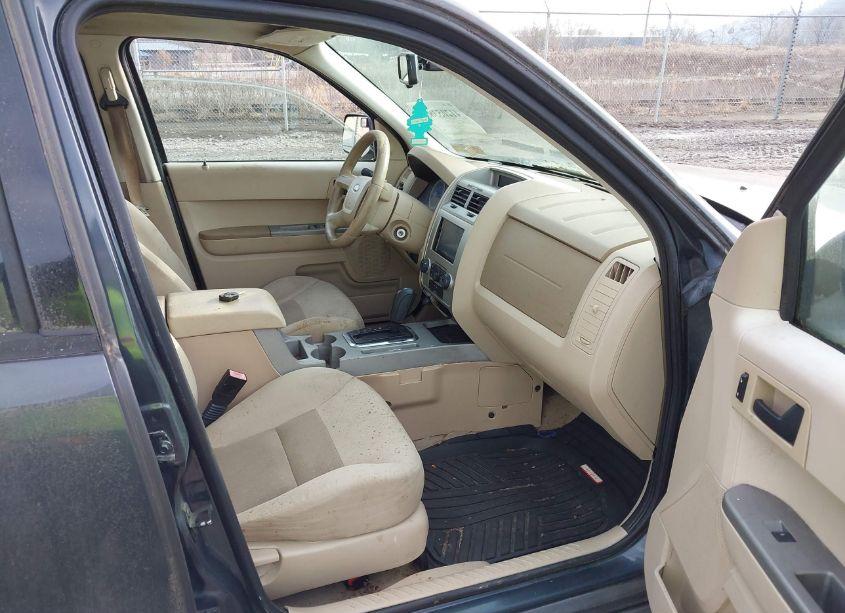 Photo 5 of 2008 Ford Escape XLT (VIN 1FMCU03148KA67136)