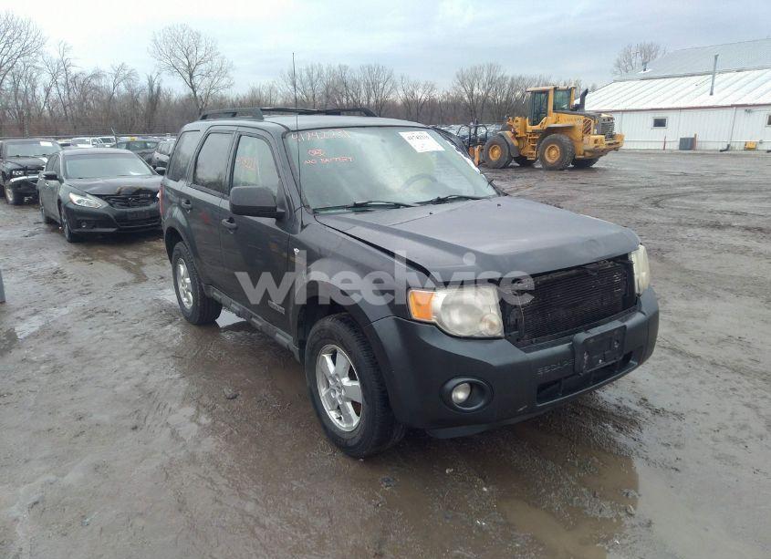 2008 Ford Escape XLT (VIN 1FMCU03148KC05614) main photo