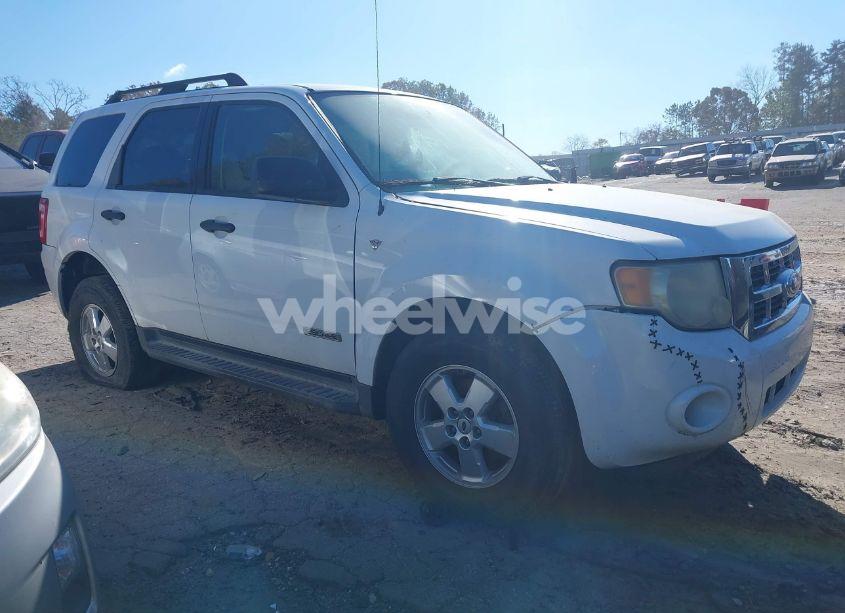 2008 Ford Escape XLT (VIN 1FMCU03148KC06018) main photo