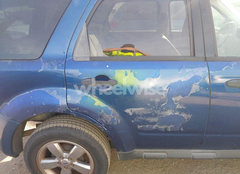 Photo 12 of 2008 Ford Escape XLT (VIN 1FMCU03148KE77063)