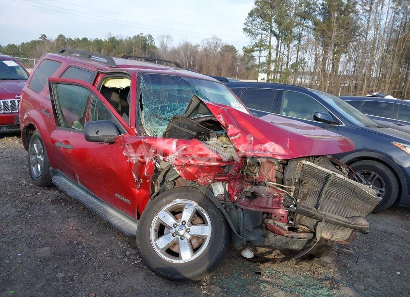 2008 Ford Escape XLT (VIN 1FMCU03158KB79525) main photo