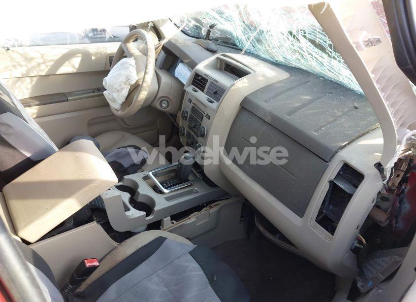 Photo 5 of 2008 Ford Escape XLT (VIN 1FMCU03158KB79525)