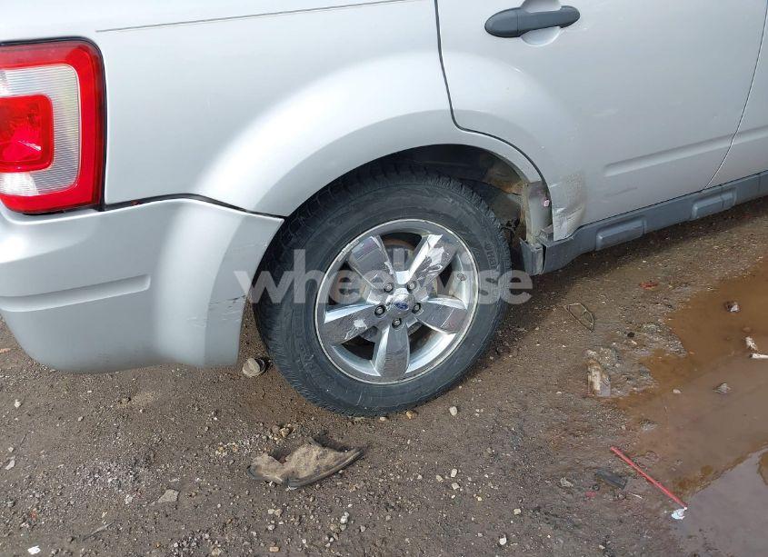 Photo 6 of 2008 Ford Escape XLT (VIN 1FMCU03158KB85129)