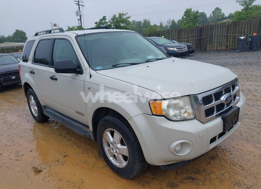 2008 Ford Escape XLT (VIN 1FMCU03158KC06061) main photo