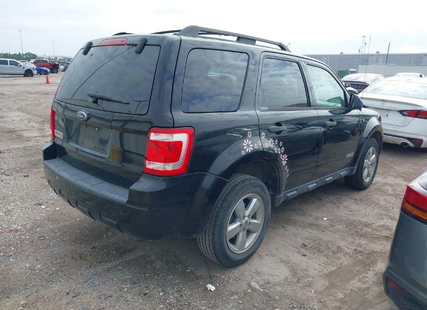 Photo 4 of 2008 Ford Escape XLT (VIN 1FMCU03158KD92555)