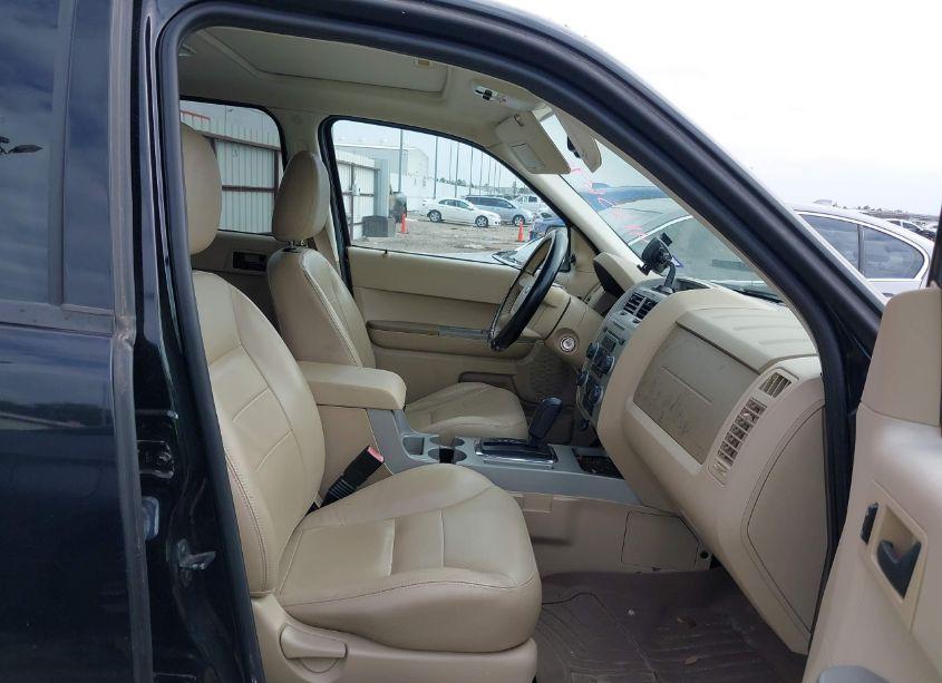 Photo 5 of 2008 Ford Escape XLT (VIN 1FMCU03158KD92555)