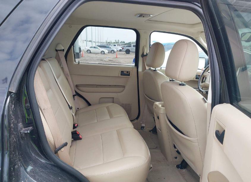 Photo 8 of 2008 Ford Escape XLT (VIN 1FMCU03158KD92555)