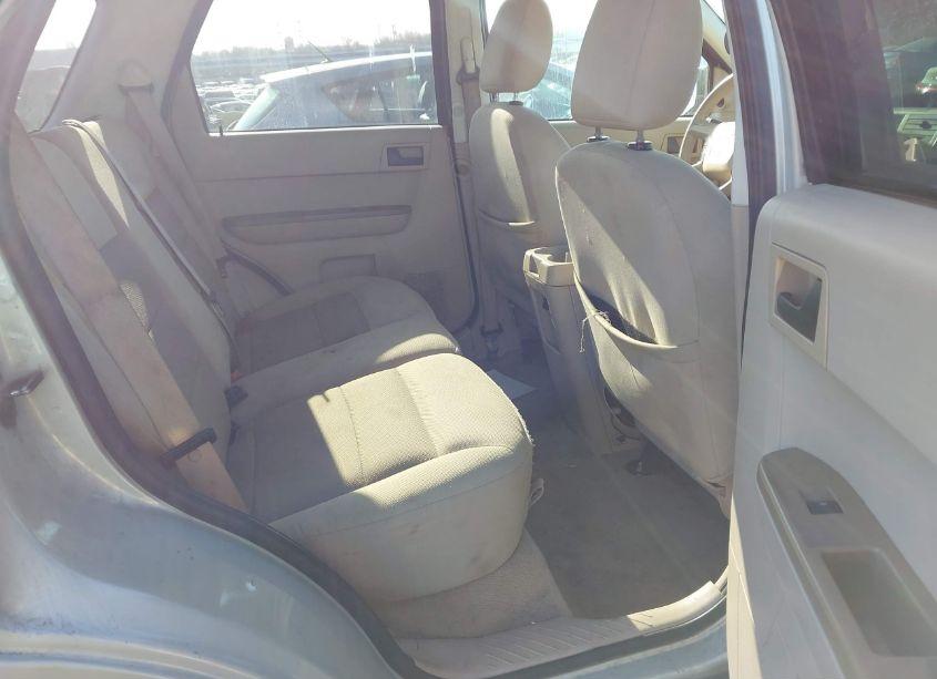 Photo 8 of 2008 Ford Escape XLT (VIN 1FMCU03158KE29636)