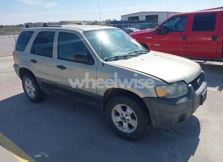 2005 Ford Escape XLT (VIN 1FMCU03165DA08296) main photo